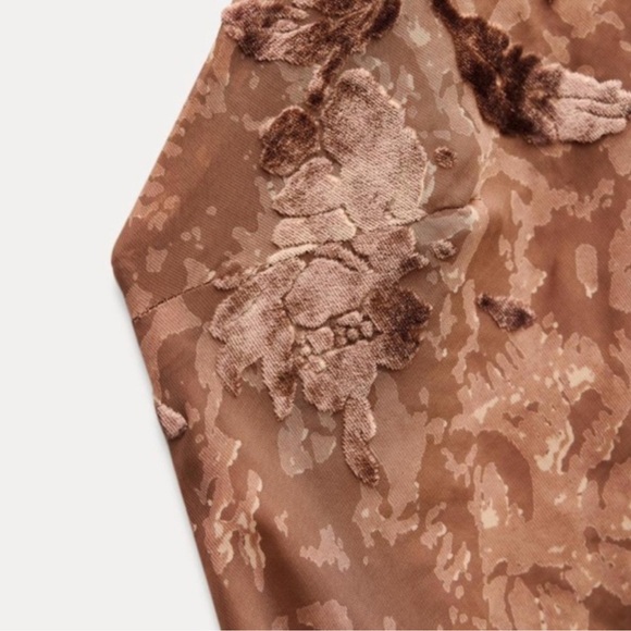 Zara Elegant Brown Floral Midi Dress - Picture 5 of 10